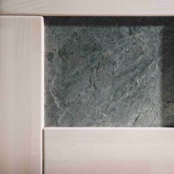 postel z masivu Jacques K detail čela 7